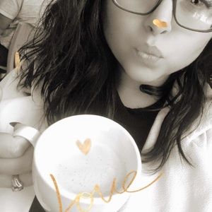 Meet your Posher, Krystle